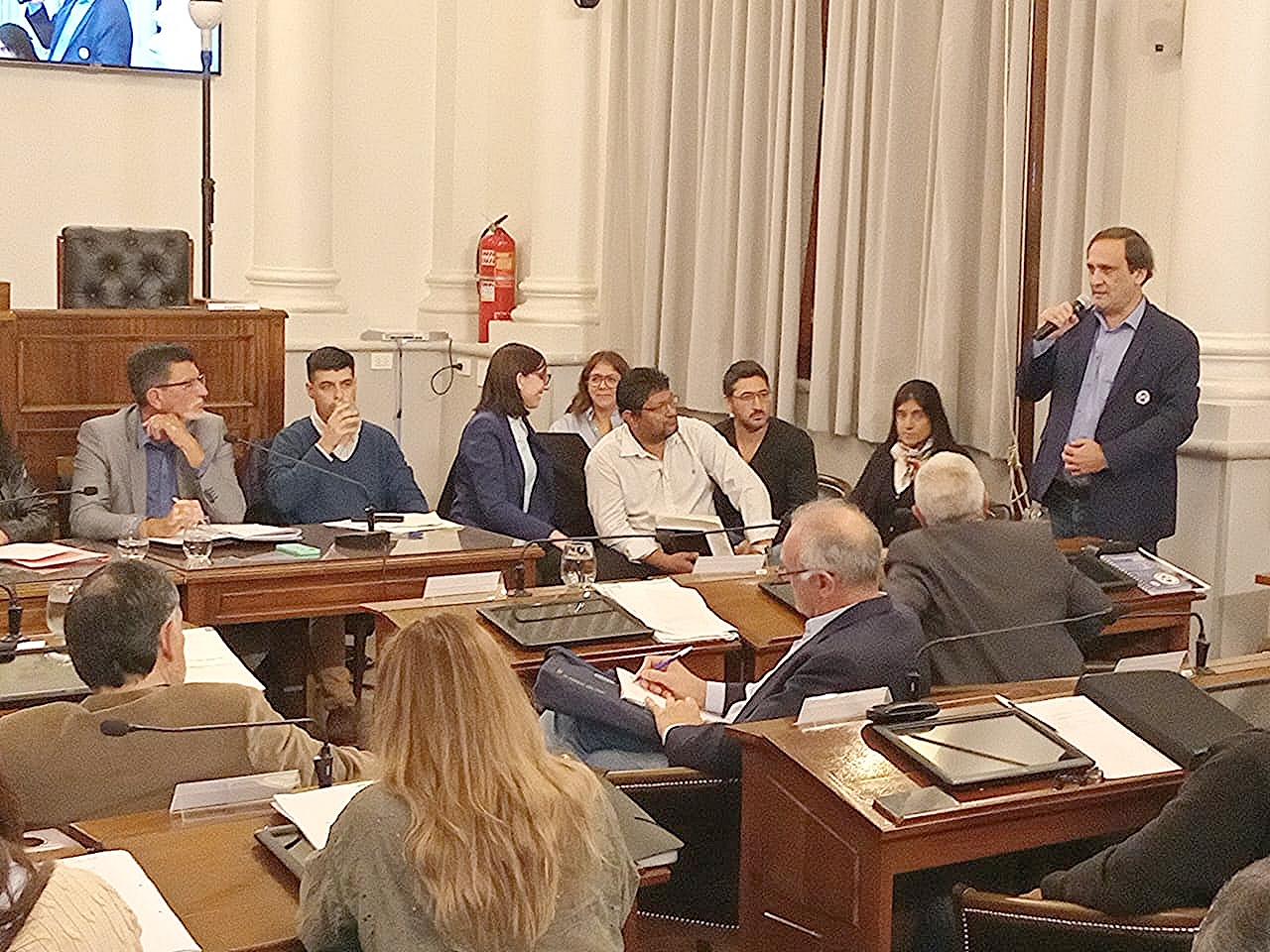 Rechazo de la intersindical al proyecto de creación de OSER y disolución del IOSPER Reunión con el bloque de senadores Más para Entre Ríos